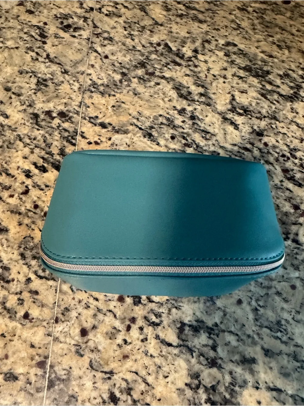 Brand New La Mer Leather Cosmetic Pouch